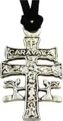 Collana Amuleto Croce di Caravaca