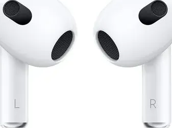 Apple AirPods 3rd Gen. with Lightning Charging Case - White di phoneshock.it