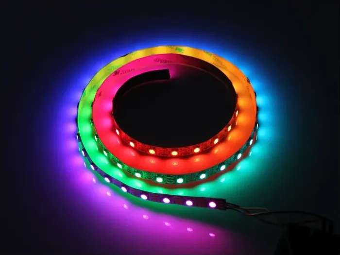 Striscia strip led flessibile w 14,4 mt 5 luce colorata