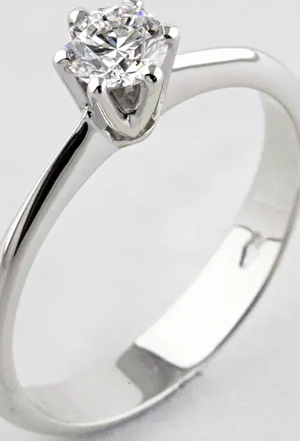 Anello solitario con diamante naturale taglio brillante ct. 0.30 certificato gia | biffi gioielli